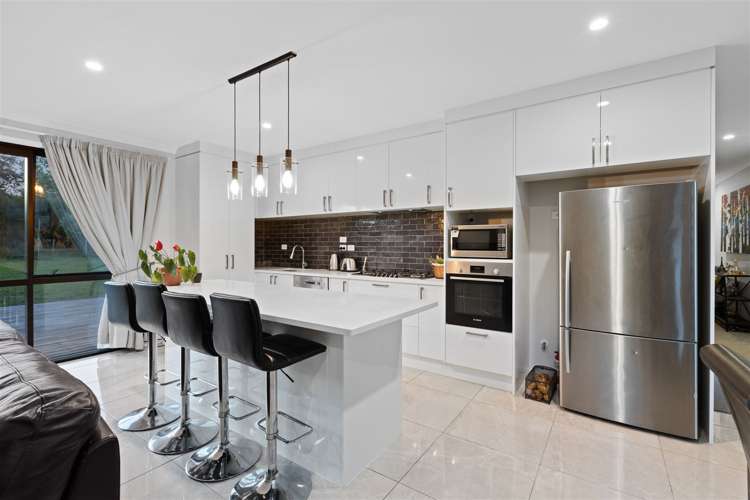 1 Three Oaks Drive Dairy Flat_14