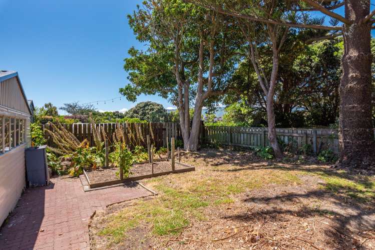 198 Tutere Street Waikanae Beach_21