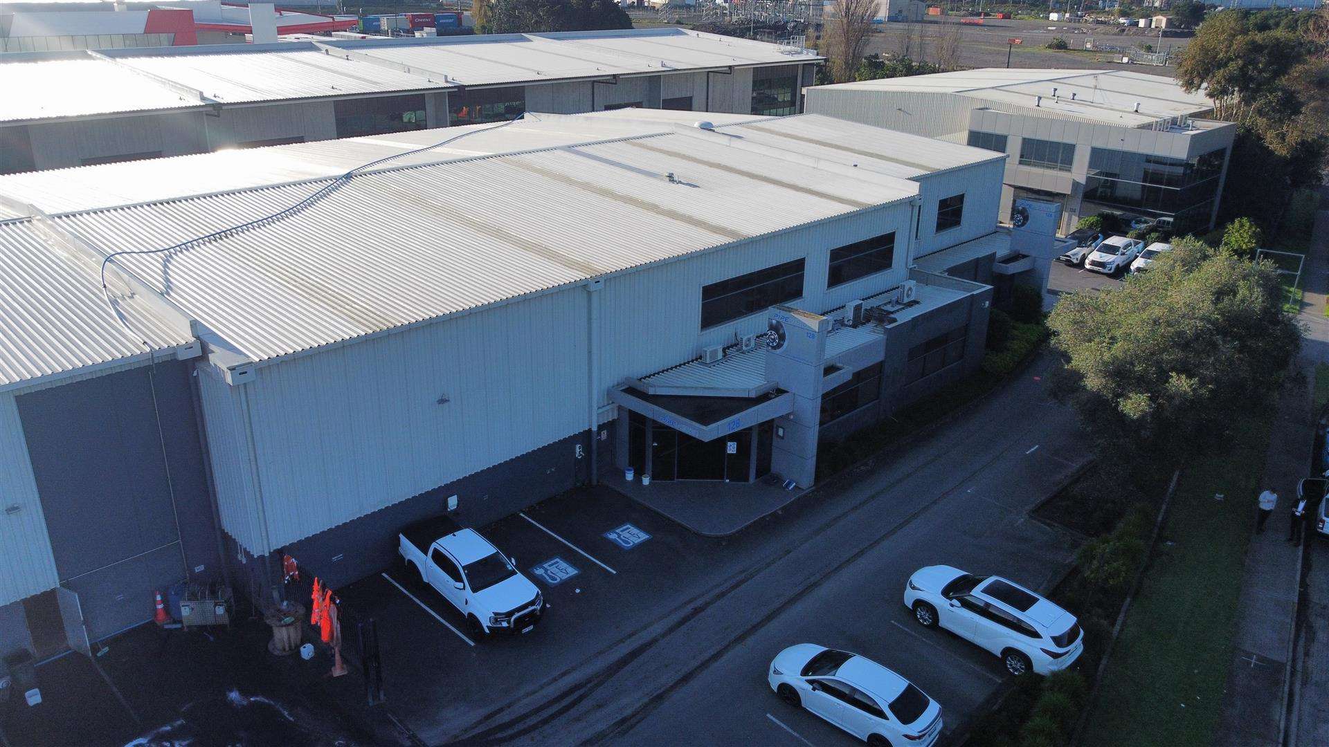 128 Hugo Johnston Drive Penrose_0