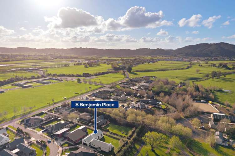 8 Benjamin Place Clevedon_23