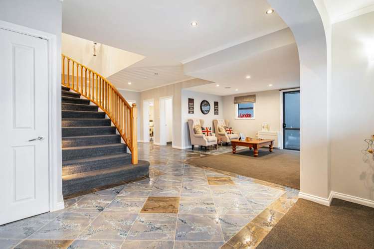 9 Dorchester Place Orewa_12