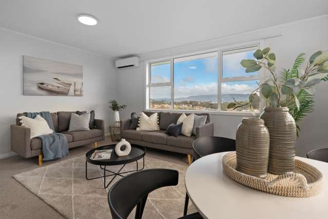 8 Penguin Grove Waitangirua_2