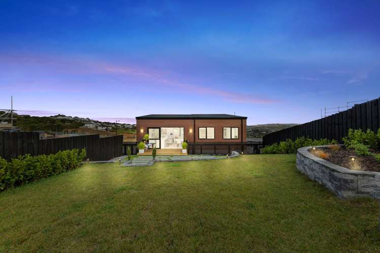 18 Ara Taha Crescent Orewa_2