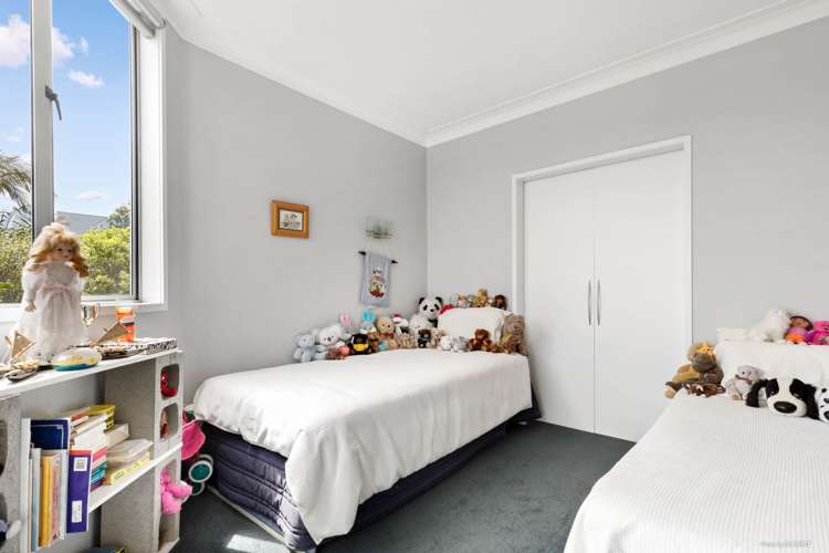 2/248 Hurstmere Road Takapuna_10