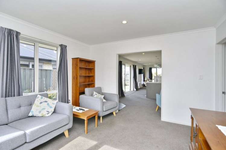 27 Kawari Drive Pegasus_13