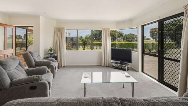 16 Pacific View Road Papamoa_3