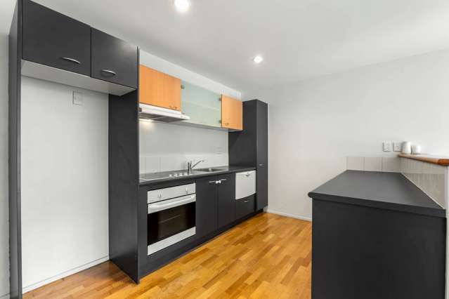 32/99 Mays Road Onehunga_4