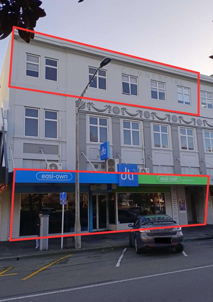 10-15 The Square_0