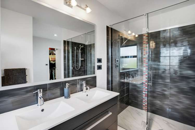 60 Monmouth Road Pembroke_25