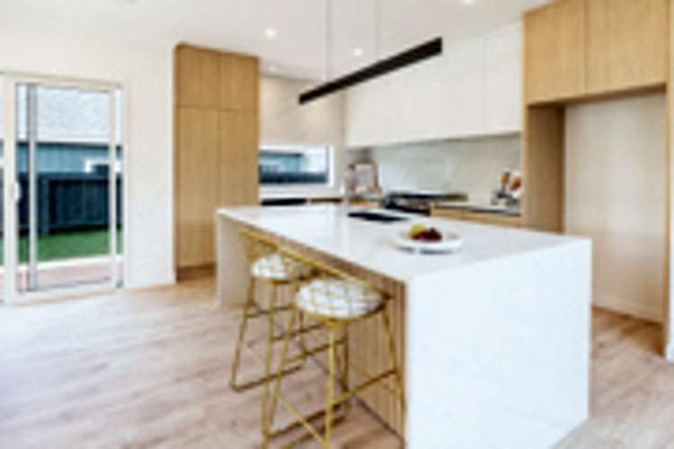 75 Parish Drive_3