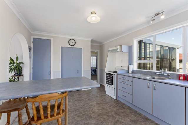 12 Saint Annes Street Levin_4