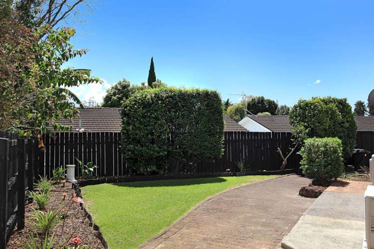 2/39 Seabrook Avenue New Lynn_21