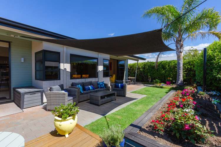 10 Pacific Avenue Poraiti_16