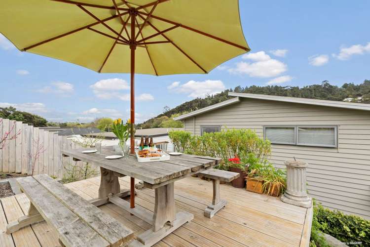 90 Kaipatiki Road Glenfield_19