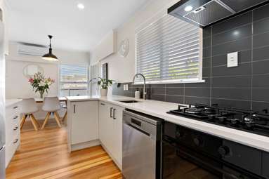 64 Blakeborough Drive_4