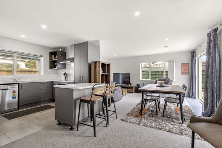 44a Earlsworth Road Mangere East_1