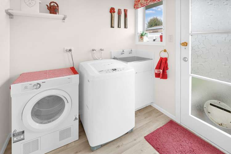 3a Fiona Place Dinsdale_13