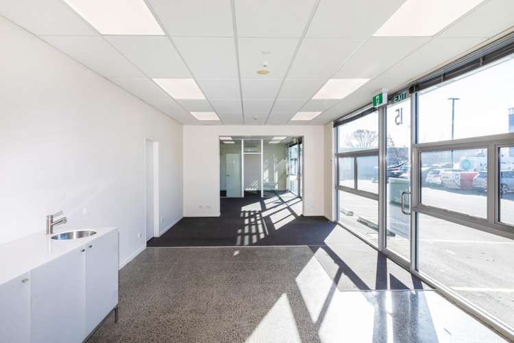 Units 14 & 15, 150 Cavendish Road Casebrook_10