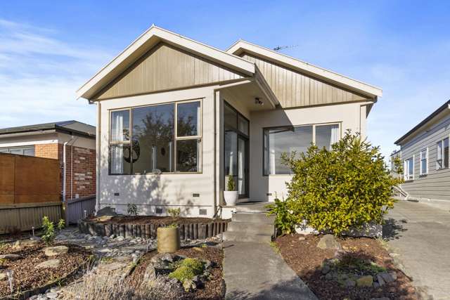 Charming Home in the heart of West End