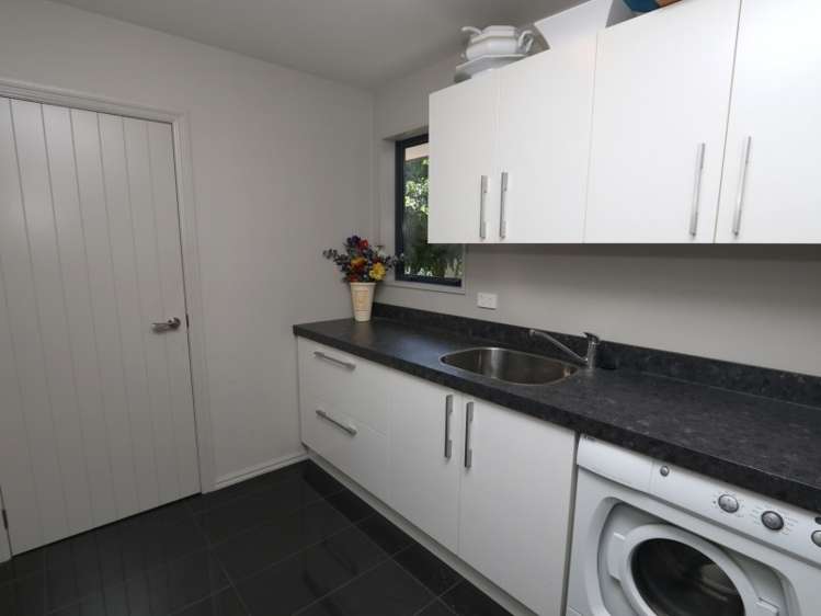 16 Somerset Grove Allenton_21