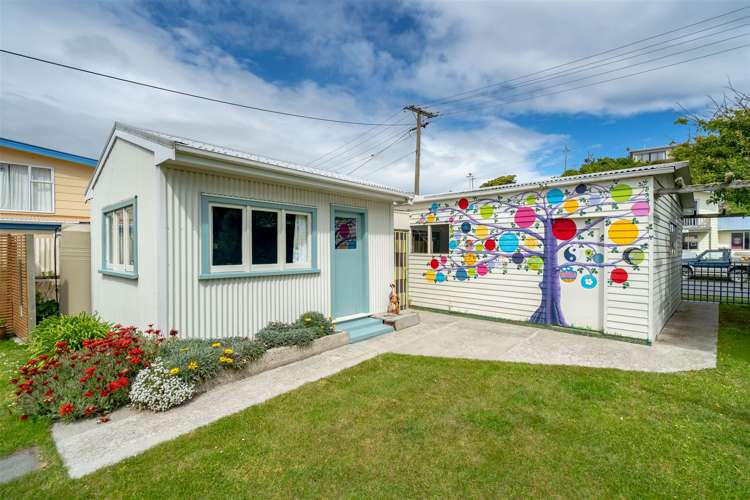 78 Esplanade Kaka Point_9