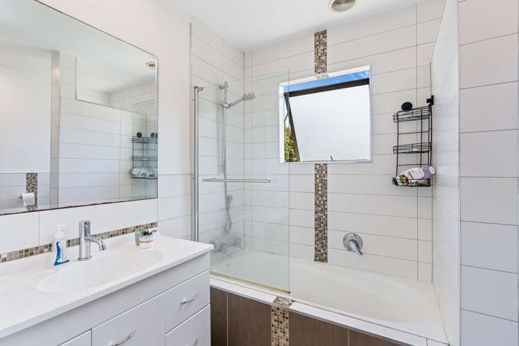 62 Atkinson Avenue Otaki Beach_8