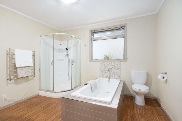 23 Glencoe Road Browns Bay_13