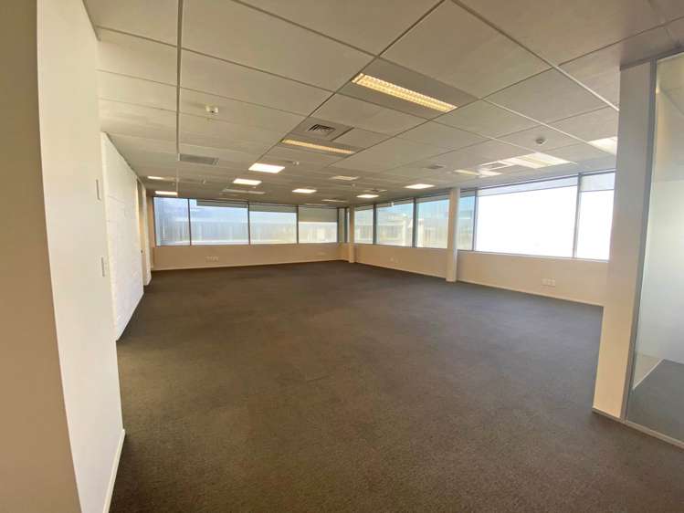 Unit E2/59 Apollo Drive Rosedale_5