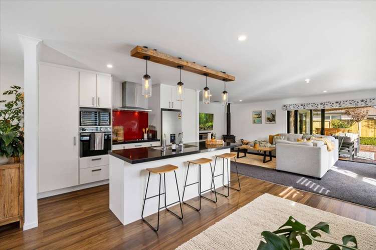 87 Puhirake Crescent Pyes Pa_8