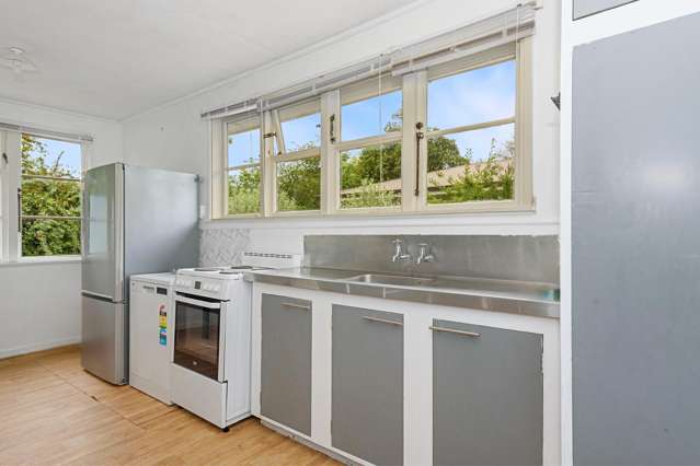 2 & 2A Sare Crescent Fairfield_4