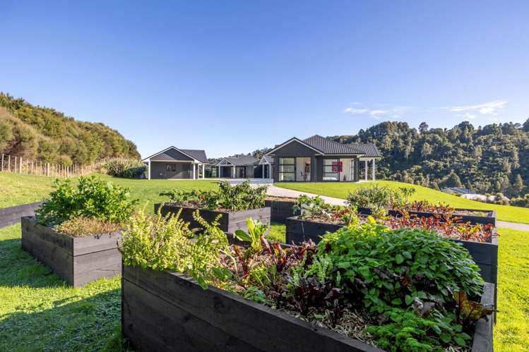 115 Mokoroa Valley Road Waitakere_11