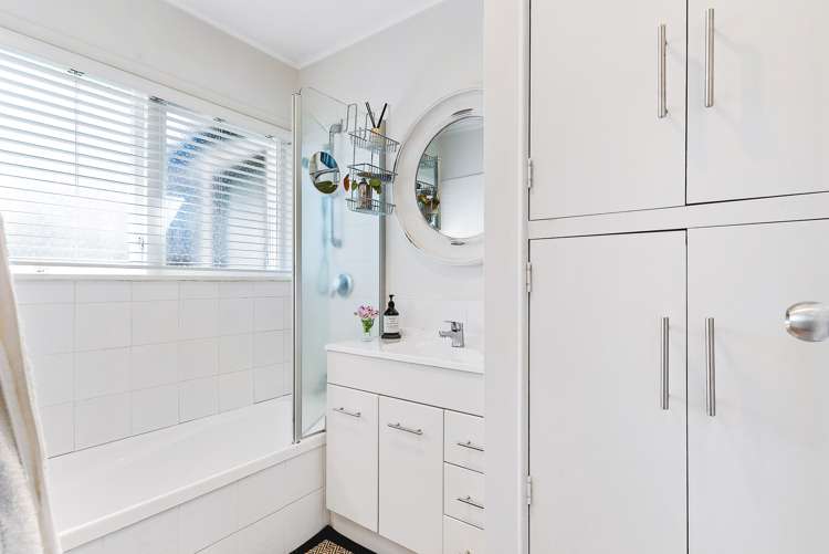 1/15 Meadway Sunnyhills_9