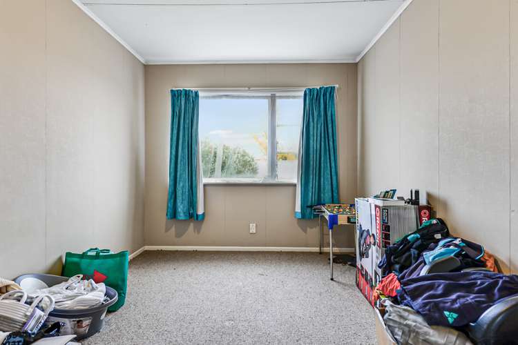 7 Thomson Avenue Dinsdale_13