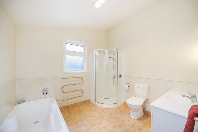 186 Harrison Hill Road Aokautere_21