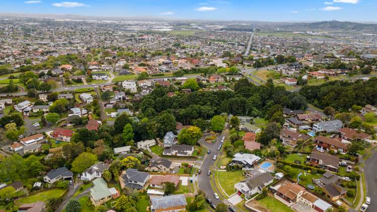 36 Kingsclere Place Goodwood Heights_21