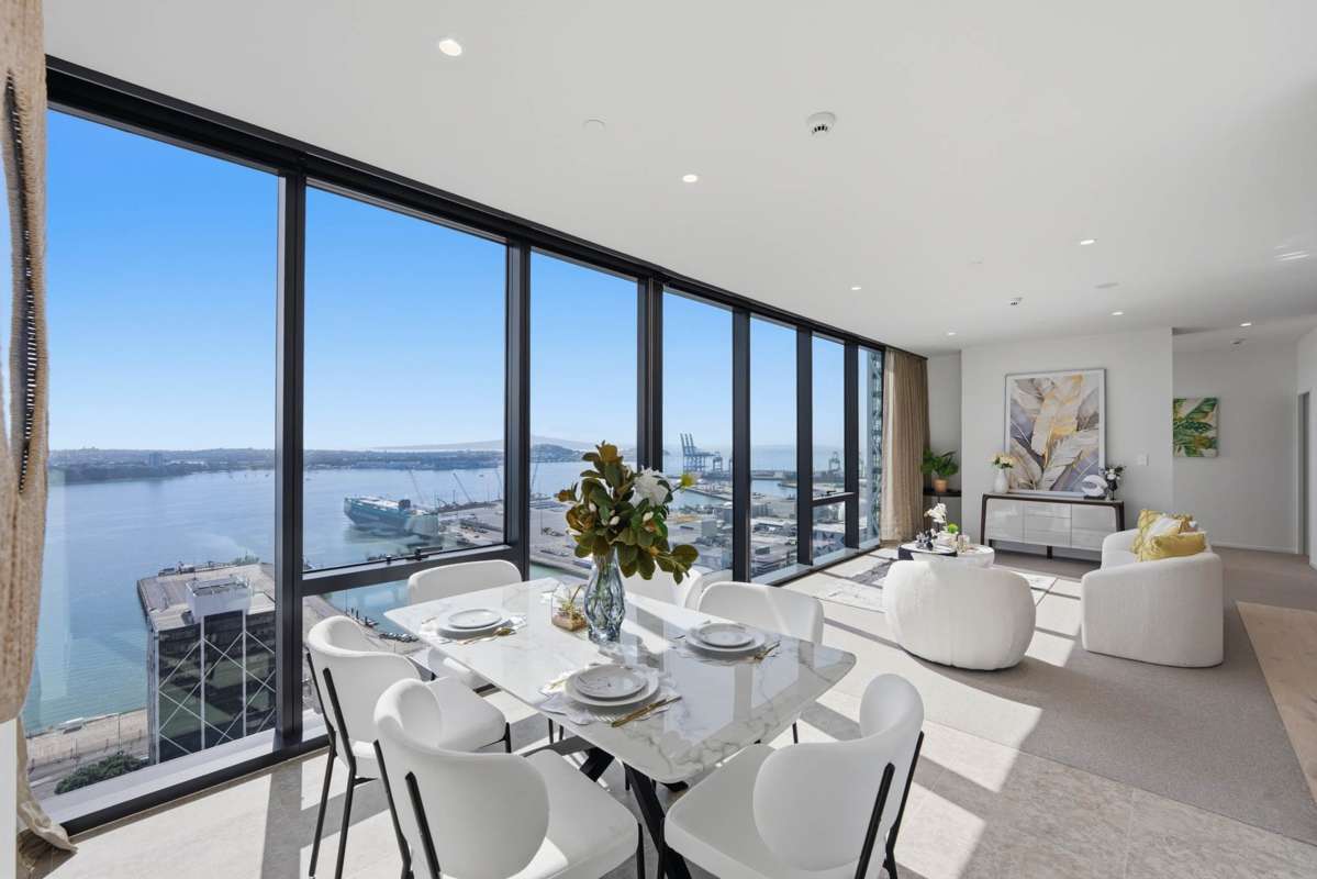 2801/10 Commerce Street_3