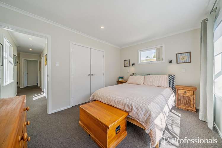 143 Wellington Road Wainuiomata_17