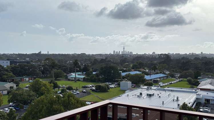 603/2B Te Ara Taurapa Point Chevalier_6