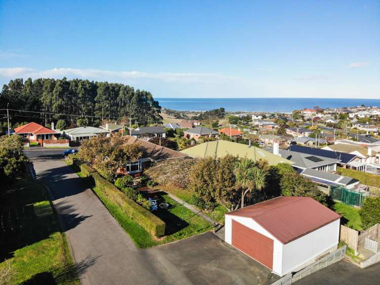 227 Highcliff Road Shiel Hill_15