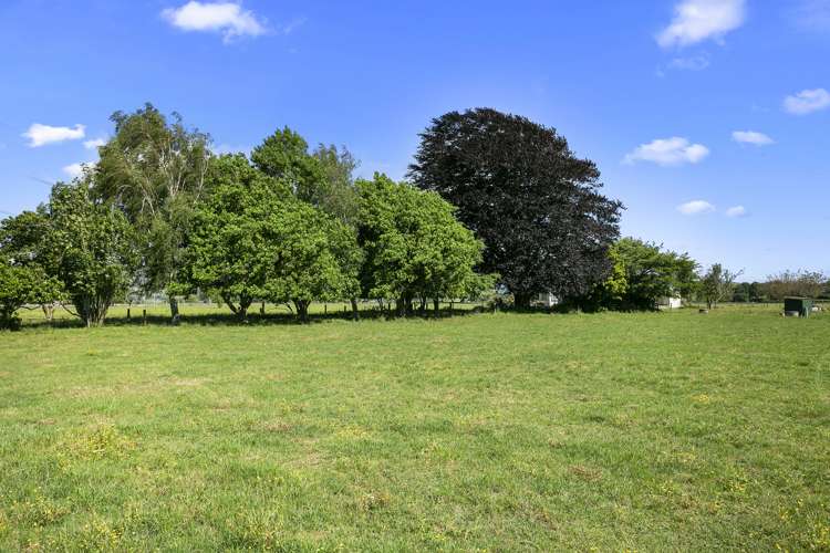 330 Mclarnon Road Cambridge_12