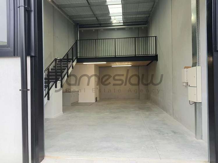 34/74 Westpoint Drive Hobsonville_4