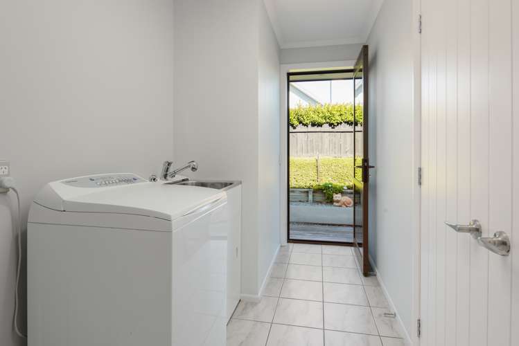 3 Nottinghill Drive Springlands_14