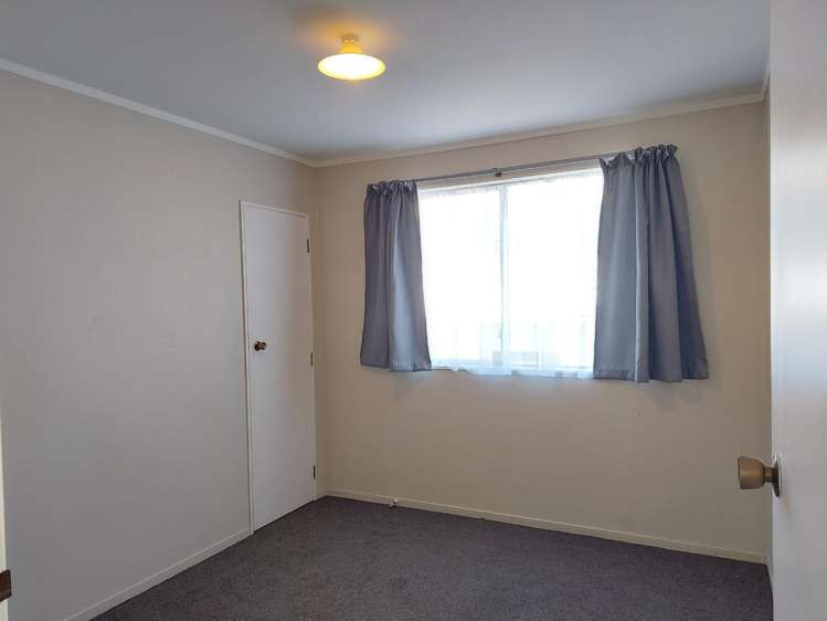15 Holland Grove 1140_6