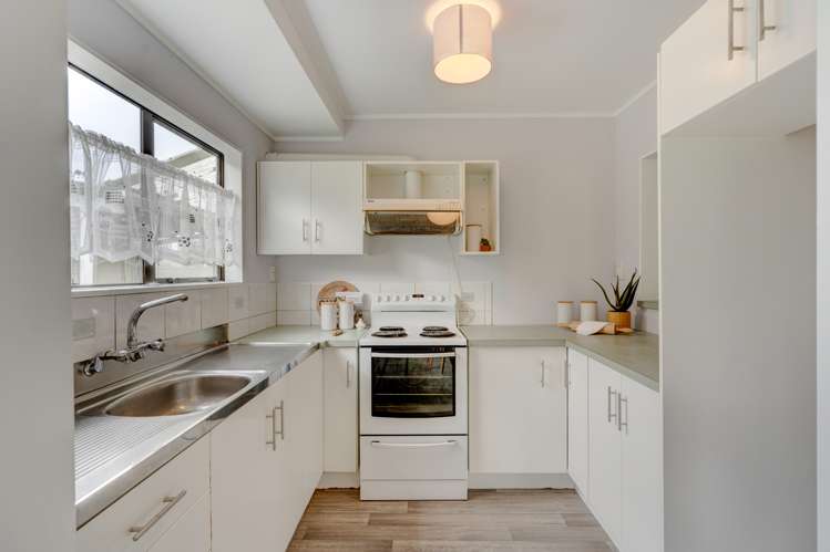 21e View Road Hikurangi_4