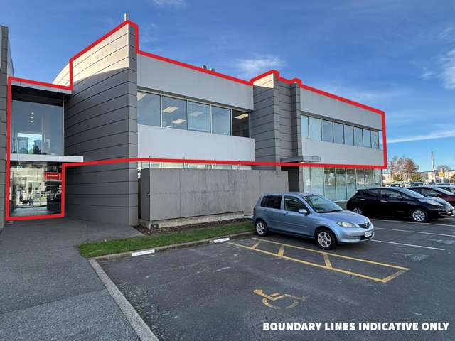 First Floor Office with 21 Car Parks