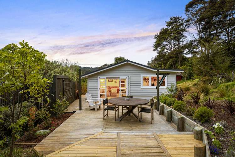 619 Huia Road Parau_1