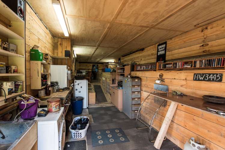 31 Toi Toi Street Toi Toi_9