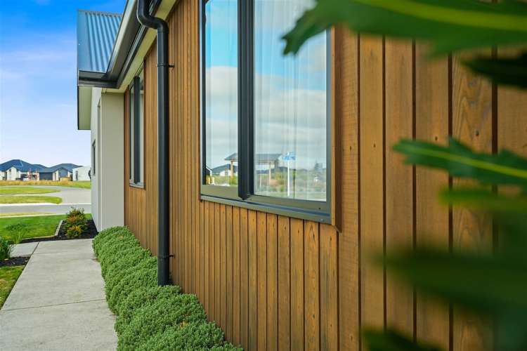 1 Polar Lane Lincoln_16