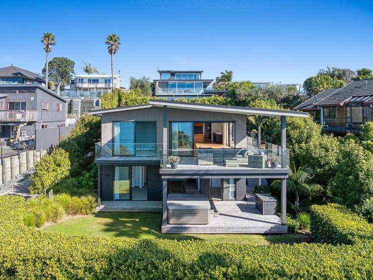 102 Vipond Road Stanmore Bay_5