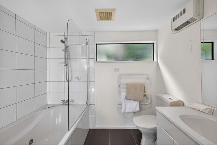 25 Lookaway Place Huntsbury_10